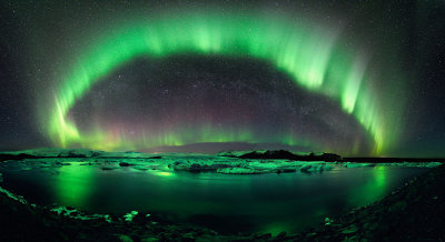 Aurora over Jukulsarlon, Iceland